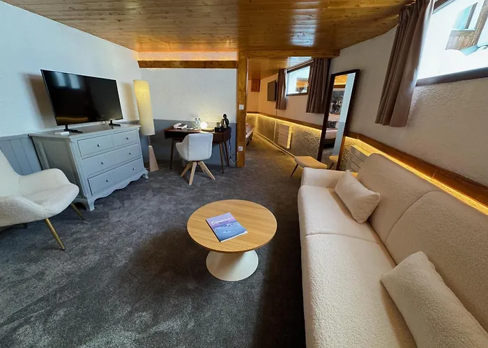 Hotel: Hotel Courcheneige